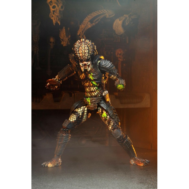 Predator 2: Ultimate Battle Damaged City Hunter 7 inch Scale Action Figure